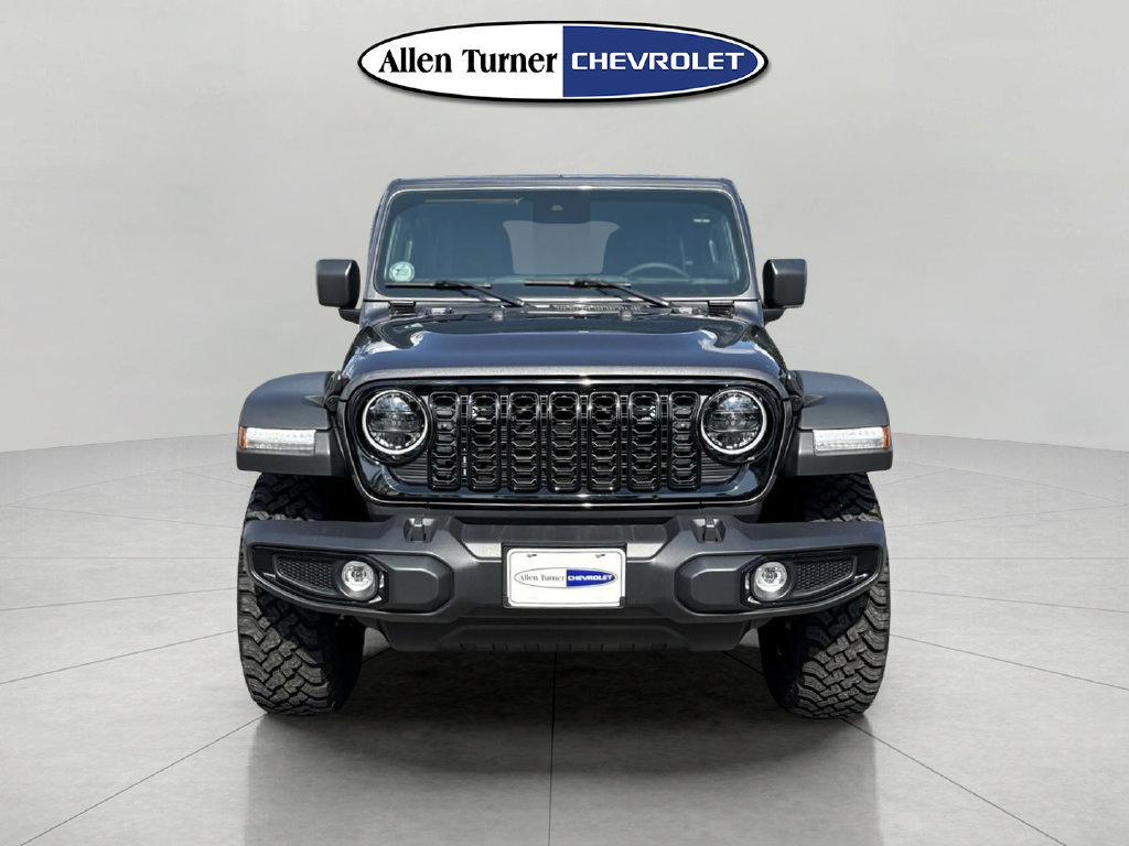 Used 2025 Jeep Wrangler Unlimited Sport AWD/4WD image 2