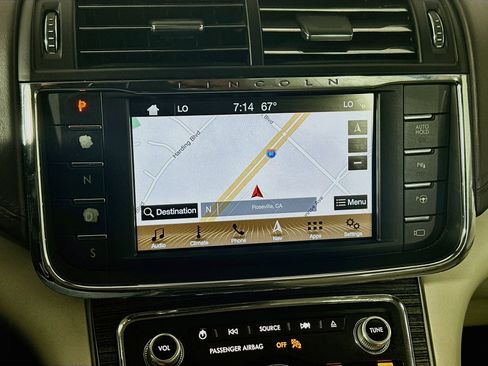 Used 2018 Lincoln Continental Black Label AWD/4WD image 22