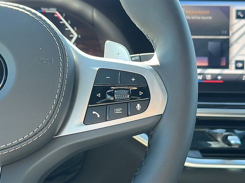 New 2026 BMW X5 xDrive40i w/ M Sport Package image 18