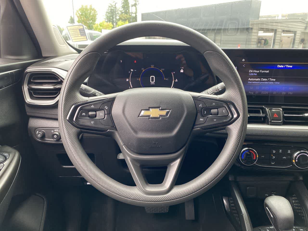 Used 2025 Chevrolet TrailBlazer LT AWD/4WD image 20