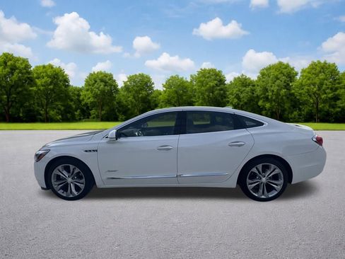 Used 2019 Buick LaCrosse Avenir image 10