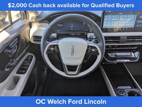 New 2026 Lincoln Corsair Premiere FWD image 19