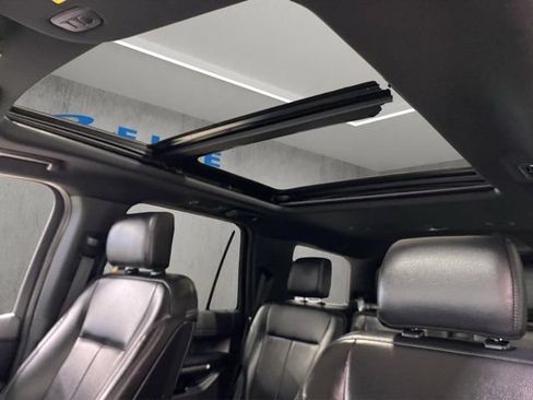 Certified 2019 Ford Expedition XLT w/ Equipment Group 202A AWD/4WD image 3