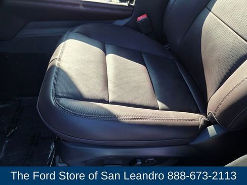 New 2026 Ford Explorer Platinum image 16