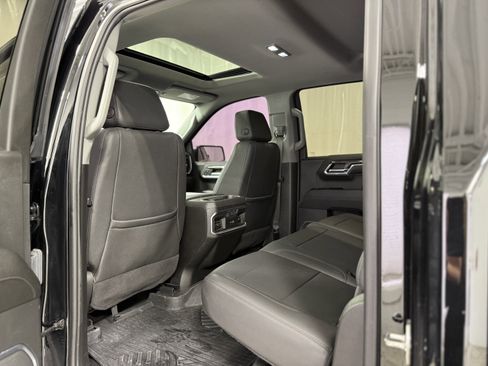 Used 2023 Chevrolet Silverado 1500 LTZ w/ LTZ Premium Package image 27