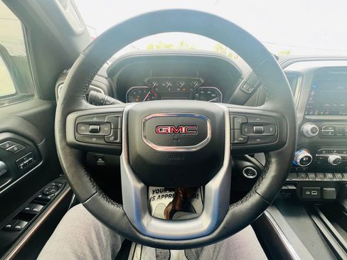 Used 2022 GMC Sierra 1500 SLT w/ SLT Convenience Package AWD/4WD image 20