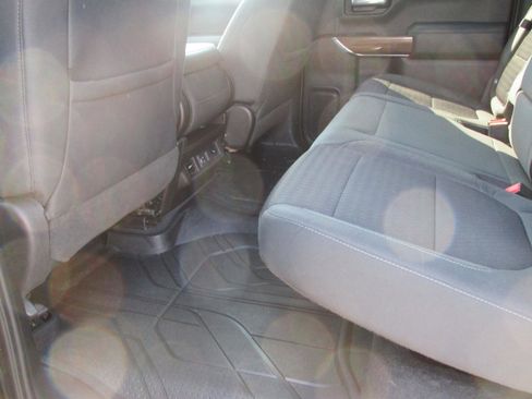 Used 2019 Chevrolet Silverado 1500 RST image 22