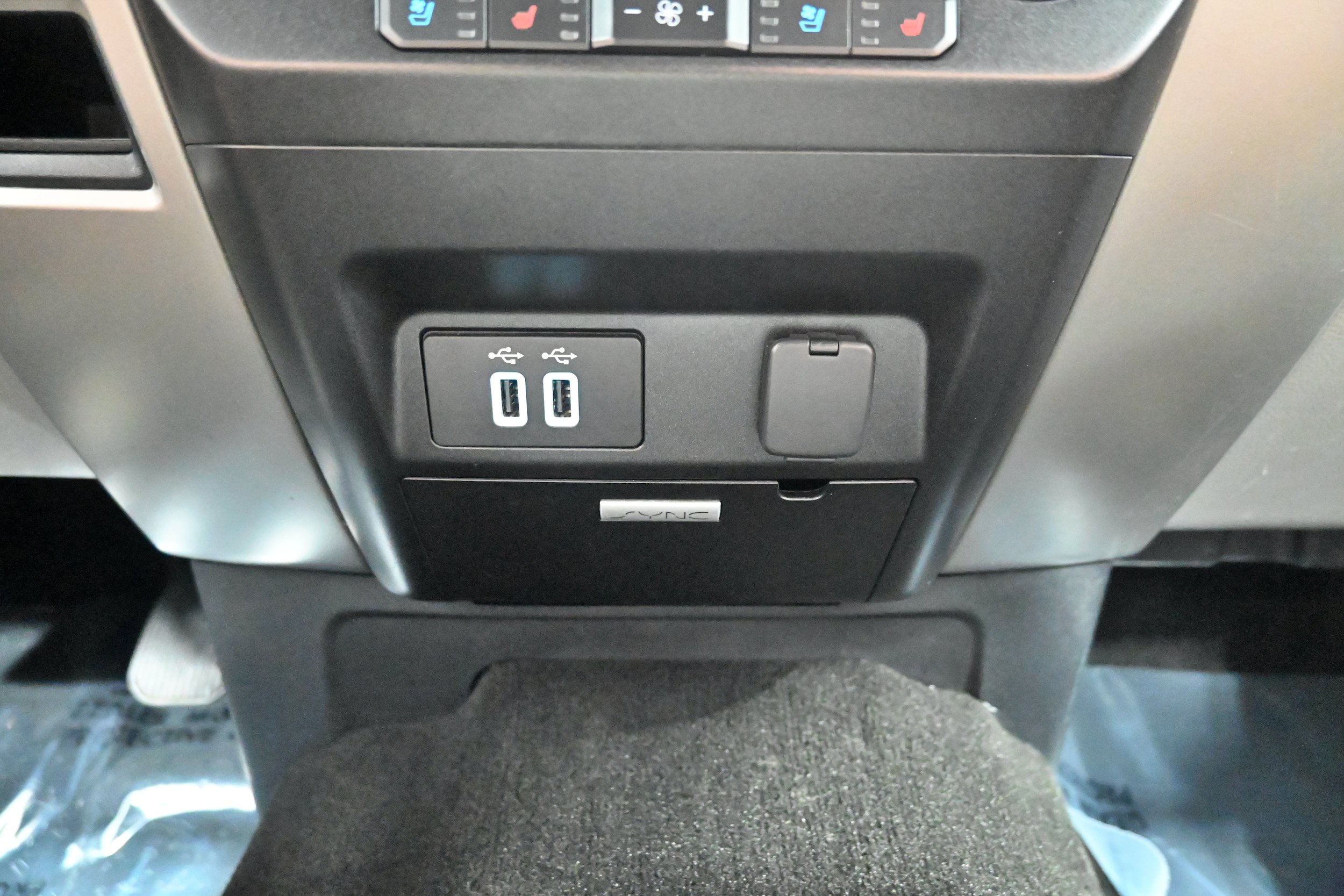 Used 2018 Ford F150 Lariat AWD/4WD image 21
