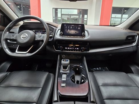 Used 2021 Nissan Rogue SL image 17