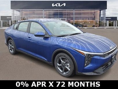New 2025 Kia K4 LXS