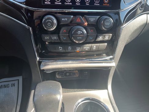 Used 2020 Jeep Grand Cherokee Trailhawk image 79