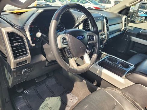 Used 2020 Ford F350 Lariat w/ Lariat Ultimate Package AWD/4WD image 12