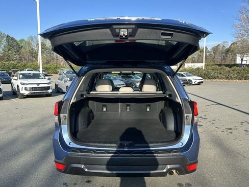 Used 2021 Subaru Forester Premium AWD/4WD image 33