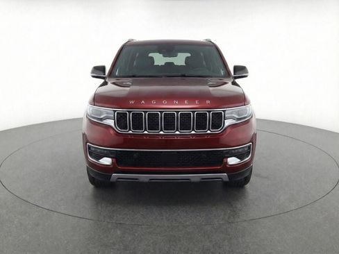 Used 2024 Jeep Wagoneer Series II image 2