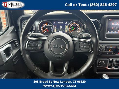 Used 2020 Jeep Wrangler Unlimited Sport image 16