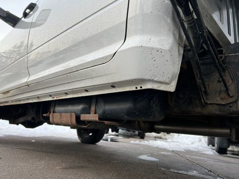 Used 2015 RAM 5500 Tradesman image 11