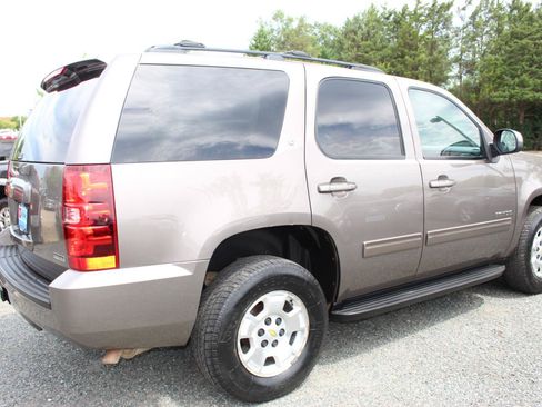 Used 2011 Chevrolet Tahoe LT AWD/4WD image 7