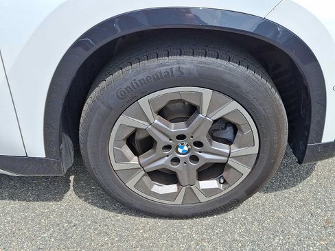 Used 2025 BMW X1 xDrive28i w/ Technology Package AWD/4WD image 9