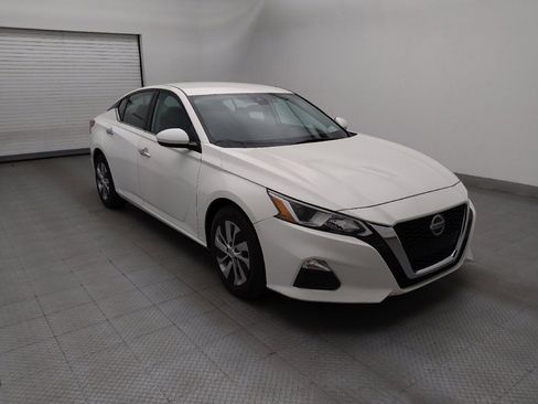 Used 2021 Nissan Altima 2.5 S w/ Driver Assist Package FWD image 13