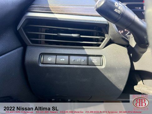 Used 2022 Nissan Altima 2.5 SL FWD image 17