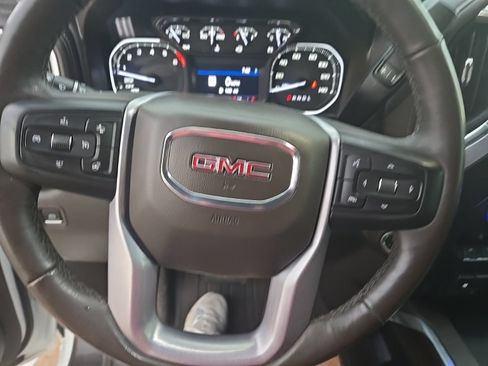 Used 2019 GMC Sierra 1500 SLT AWD/4WD image 22