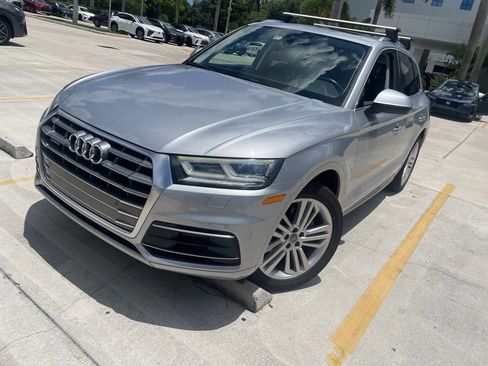 Used 2019 Audi Q5 2.0T Premium Plus w/ Premium Plus Package AWD/4WD image 5
