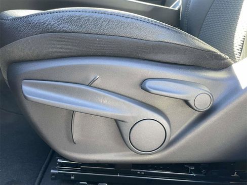 New 2026 Jeep Compass Latitude image 26