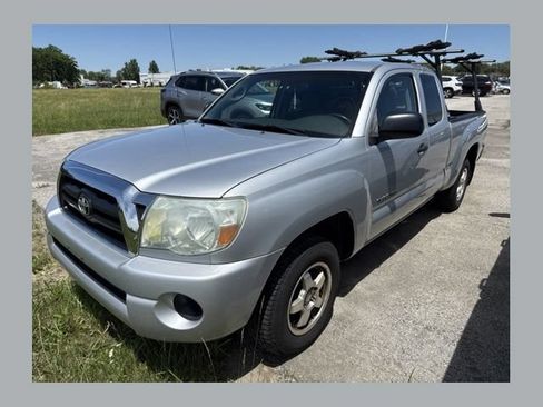 Used 2005 Toyota Tacoma 2WD Access Cab image 1