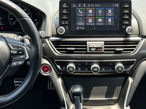 Used 2018 Honda Accord Sport image 27