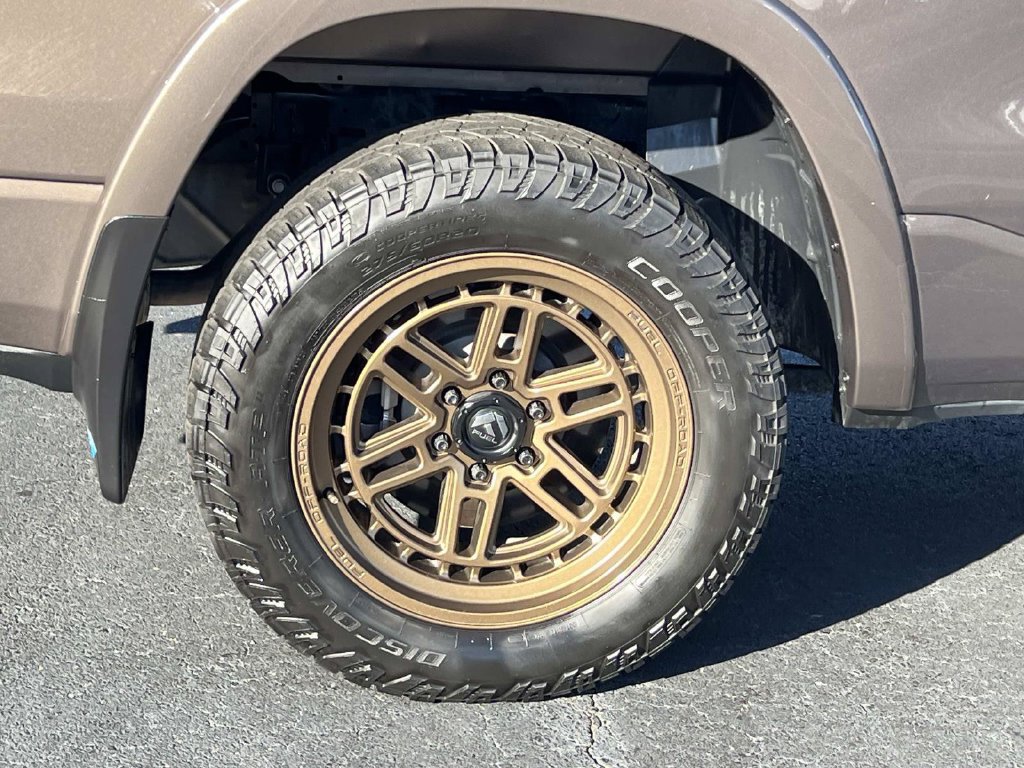 Used 2020 RAM 1500 Laramie w/ Sport Appearance Package RWD image 9