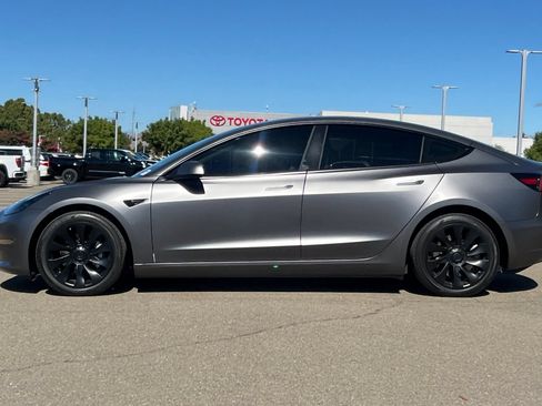 Used 2023 Tesla Model 3 Standard Range RWD image 7