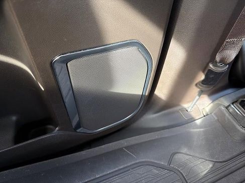 Used 2025 GMC Sierra 1500 SLT w/ SLT Premium Package image 23