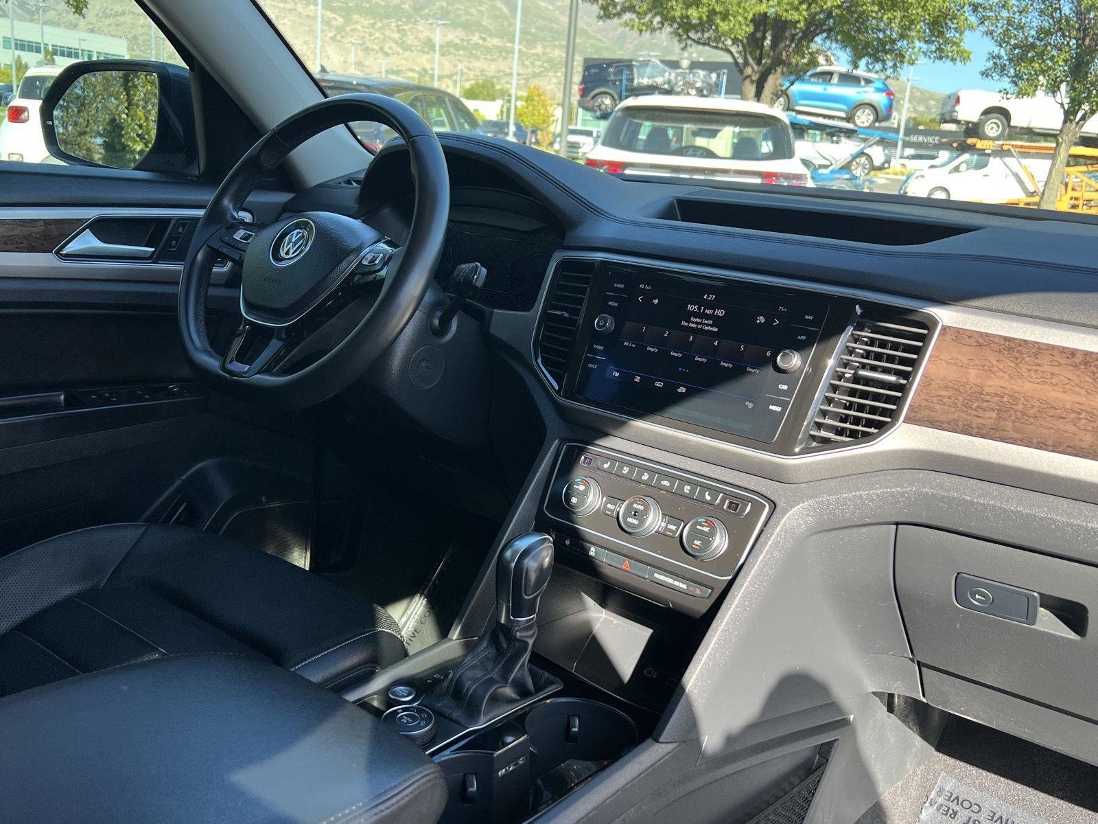 Used 2019 Volkswagen Atlas SEL Premium AWD/4WD image 3