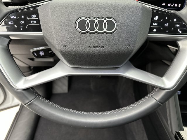 Used 2025 Audi Q5 Premium Plus AWD/4WD image 14