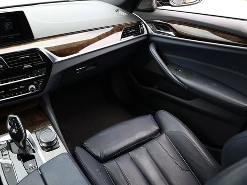Used 2017 BMW 540i xDrive AWD/4WD image 13