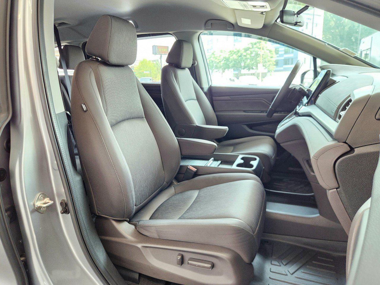 Used 2019 Honda Odyssey EX image 18