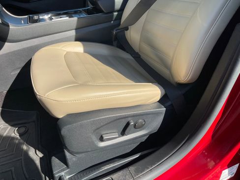 Used 2020 Ford Edge SEL w/ Convenience Package image 14