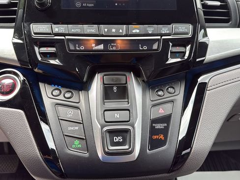 Used 2018 Honda Odyssey Elite image 31