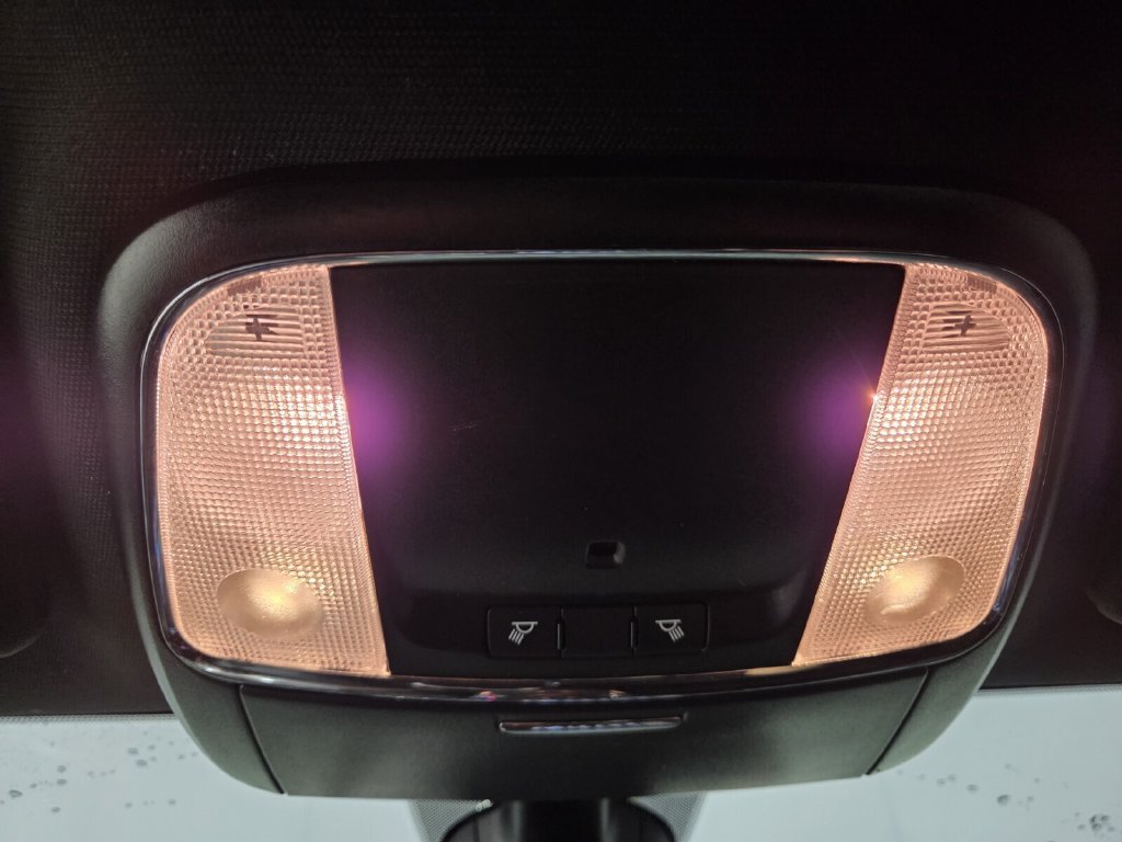 Used 2020 Dodge Durango GT w/ Blacktop Package RWD image 16
