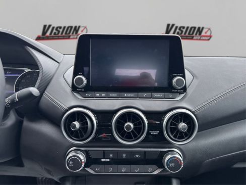 Used 2022 Nissan Sentra SV w/ Trunk Package image 18