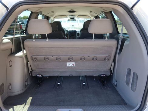 Used 2002 Dodge Grand Caravan Sport image 7