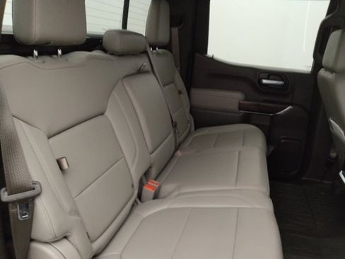 Used 2019 GMC Sierra 1500 SLT w/ SLT Premium Plus Package AWD/4WD image 19