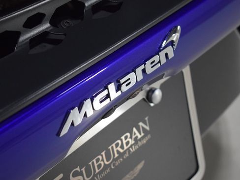 Used 2024 McLaren 750S Spider RWD image 12