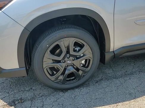 New 2025 Subaru Ascent Bronze Edition image 8