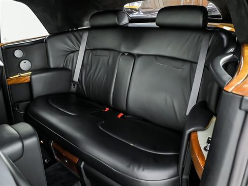 Used 2008 Rolls-Royce Phantom Drophead Coupe RWD image 23