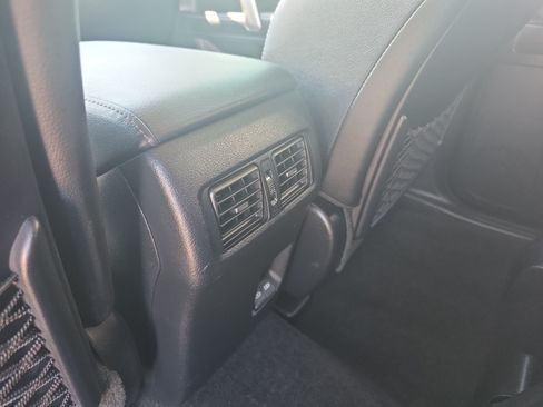 Used 2023 Toyota 4Runner Limited AWD/4WD image 32