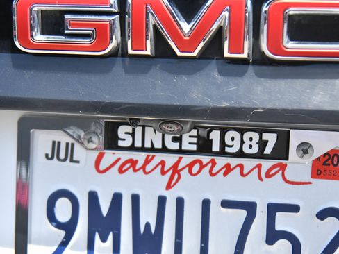 Used 2024 GMC Acadia Elevation FWD image 47