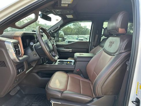 Used 2025 Ford F450 King Ranch w/ FX4 Off-Road Package AWD/4WD image 10