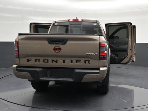 Used 2022 Nissan Frontier Pro-X RWD image 30