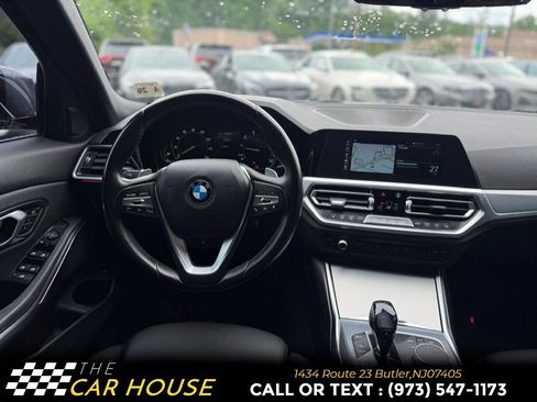 Used 2021 BMW 330i xDrive Sedan w/ Convenience Package AWD/4WD image 25